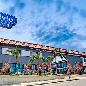 Travelodge By Wyndham Lax Motel